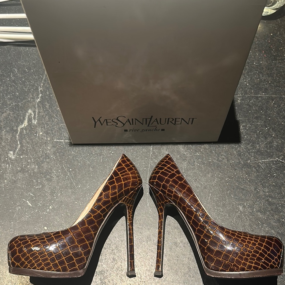 Yves Saint Laurent Brown Quilted Leather Heels